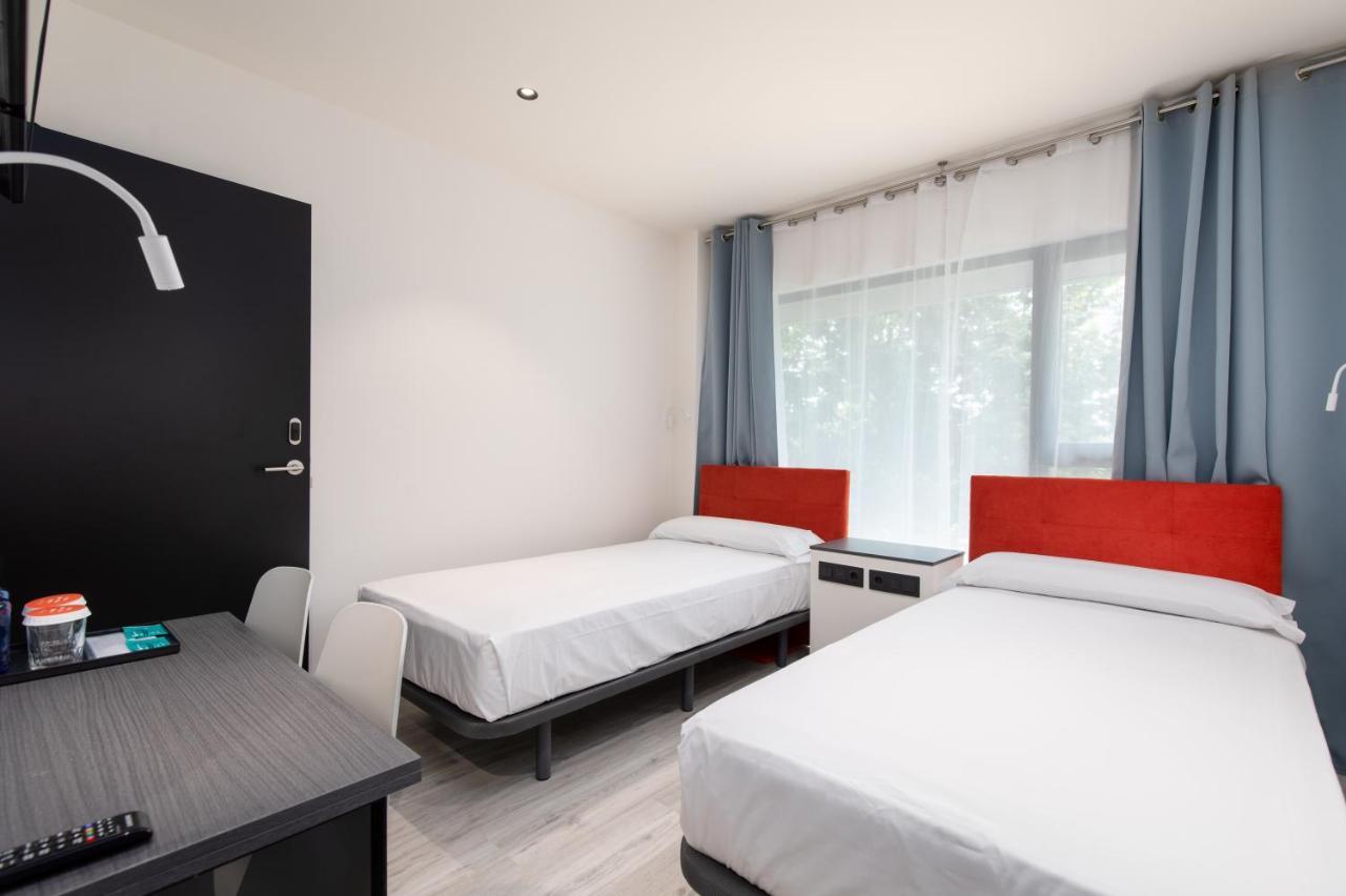 Arena Zone Hotel Valencia Luaran gambar